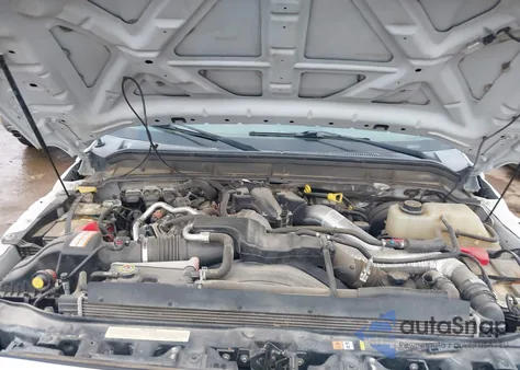 2016 Ford F-250 Xlt z USA, uszkodzony, nr VIN 1FT7W2BT4GED26137